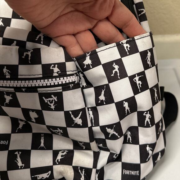 FORTNITE Black and White Multiplier Backpack - Picture 5 of 15